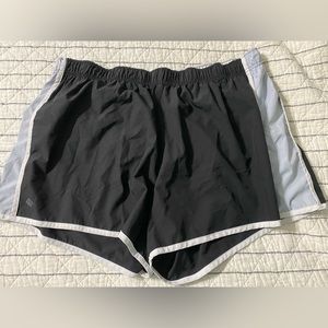 Zelos Ladies Shorts